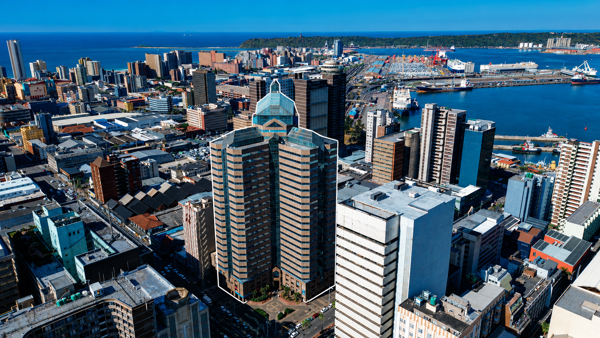 305 m² Commercial space