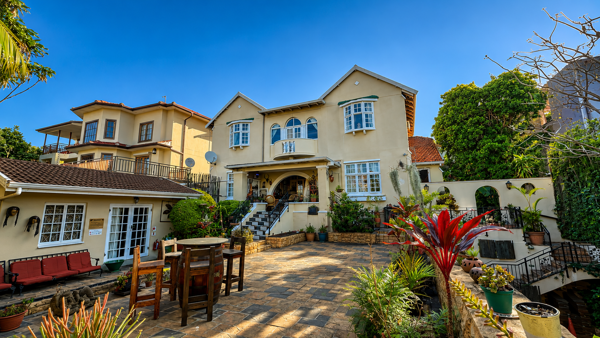 6 Bedroom House