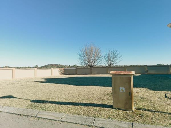 654 m² Land