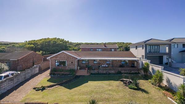 8 Bedroom House