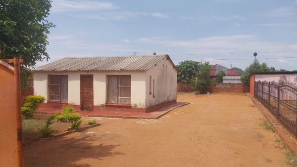 2 Bedroom House