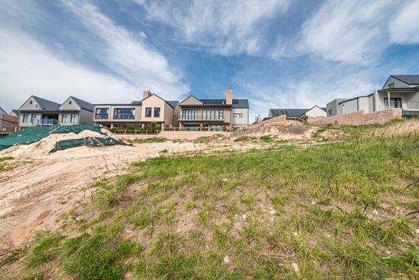 330 m² Land