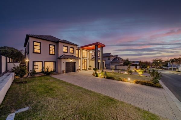 7 Bedroom House