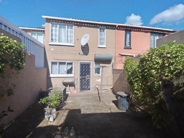 2 Bedroom House
