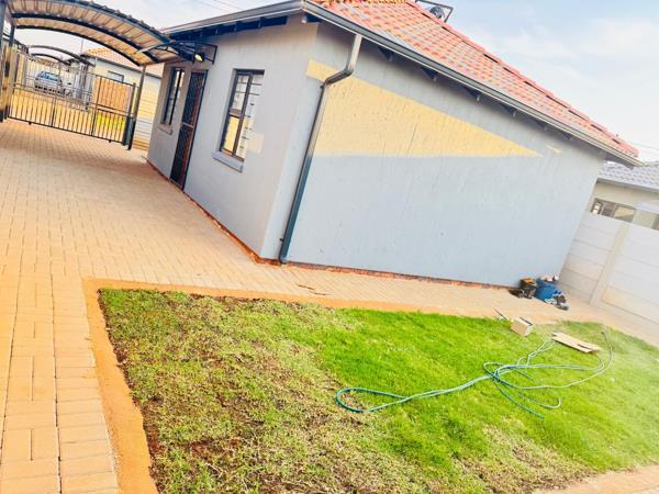2 Bedroom House