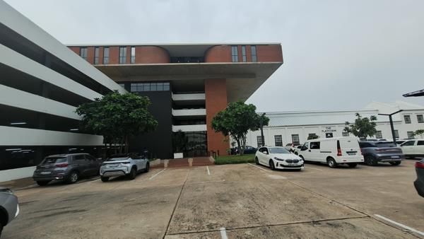 261.2 m² Commercial space