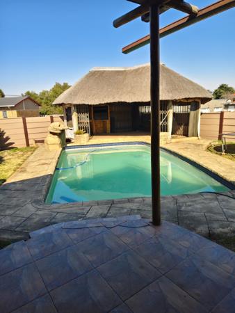 2 Bedroom Garden Cottage