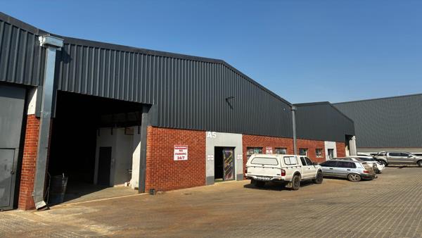 483 m² Commercial space