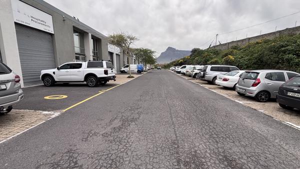 220 m² Commercial space