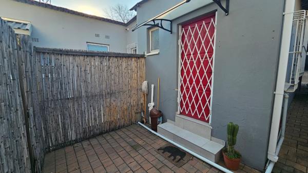 1 Bedroom House