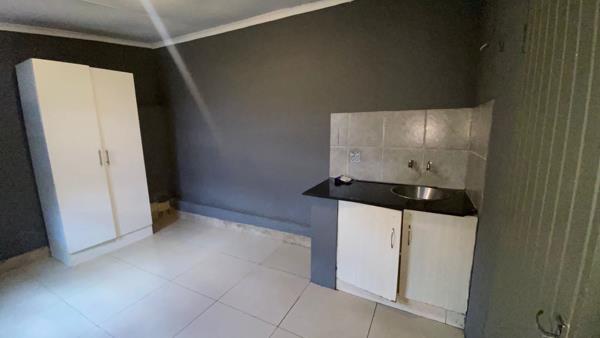 1 Bedroom House