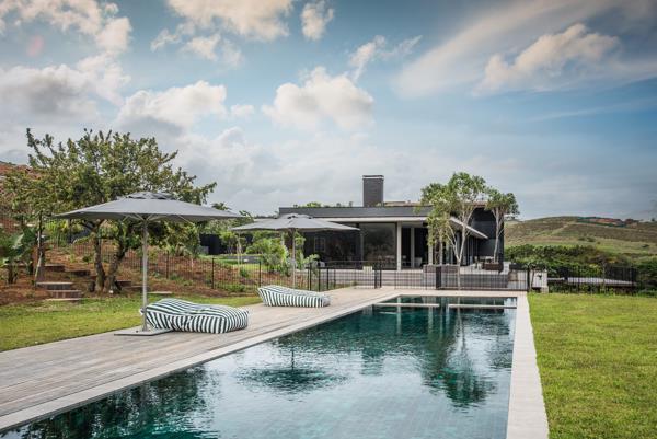 1 307 m² Land
