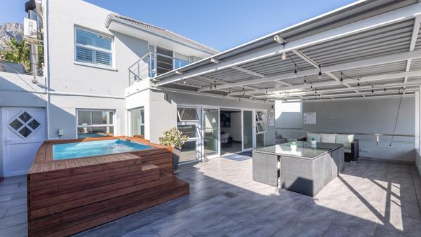 4 Bedroom Apartment