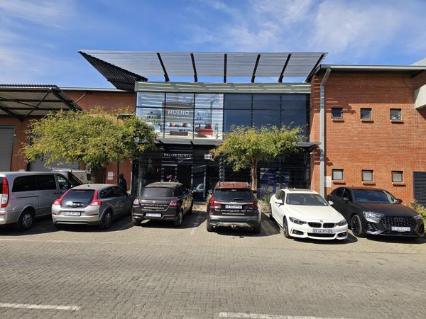899 m² Industrial space