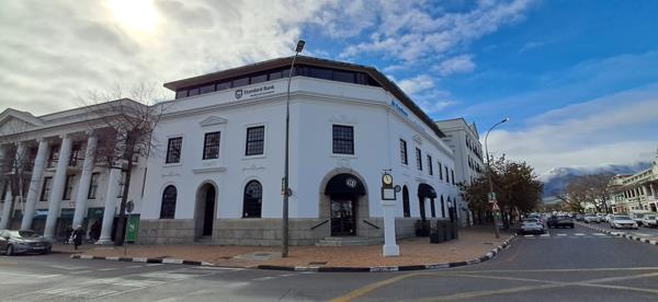 37 m² Commercial space
