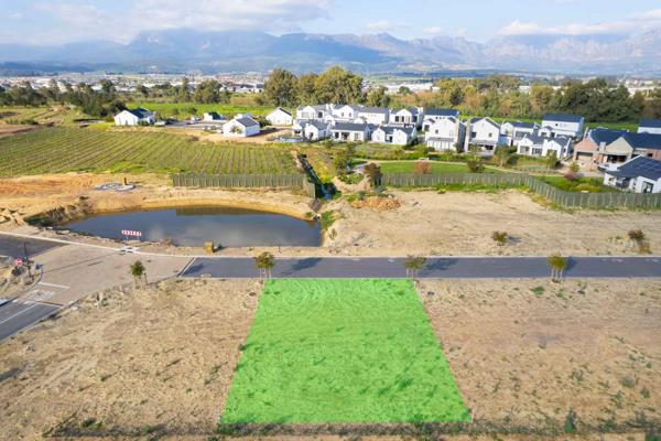 256 m² Land