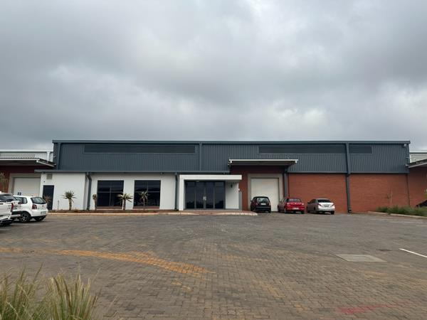 1 730 m² Industrial space