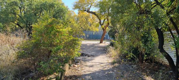 1 276 m² Land