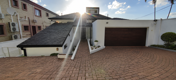 5 Bedroom House