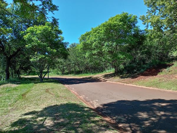 1 830 m² Land