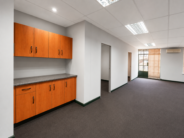 272 m² Industrial space