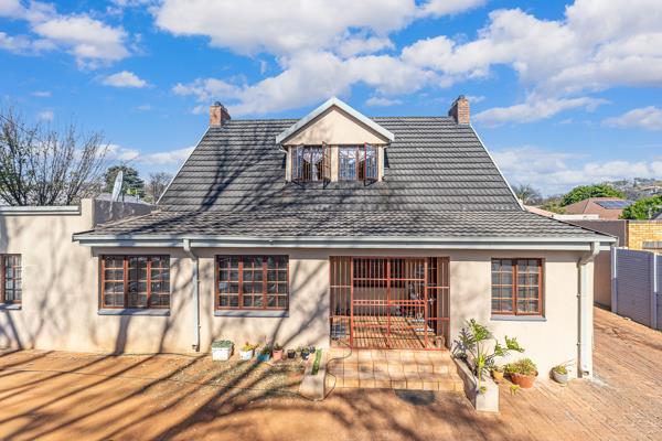 5 Bedroom House