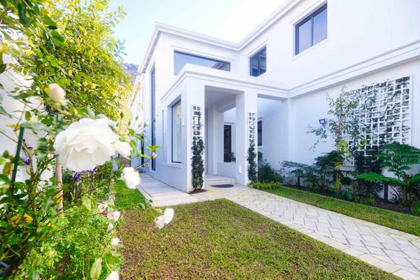 6 Bedroom House