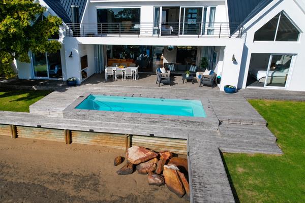 6 Bedroom House