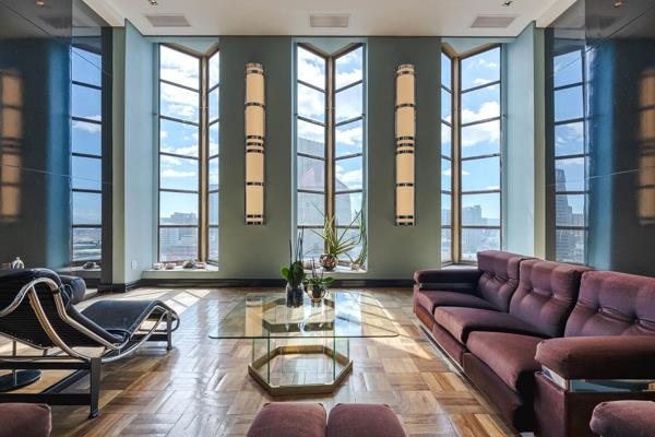 324 m² Office Space