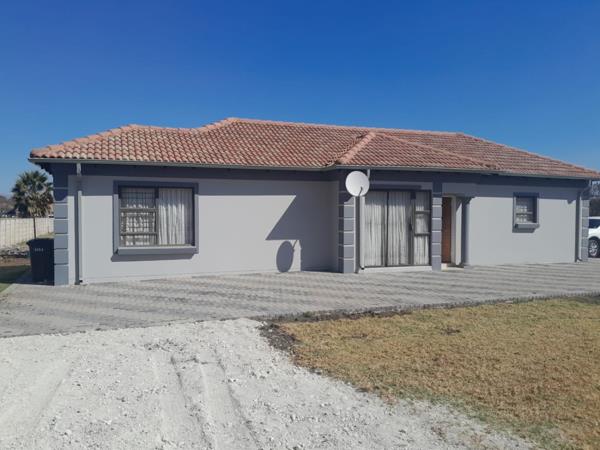 2 Bedroom House