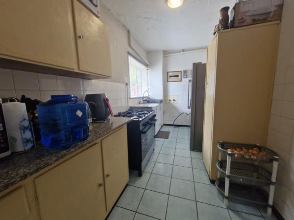 2 Bedroom Duplex