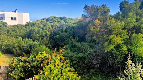 788 m² Land