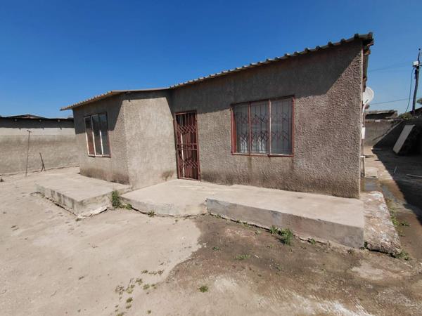 2 Bedroom House