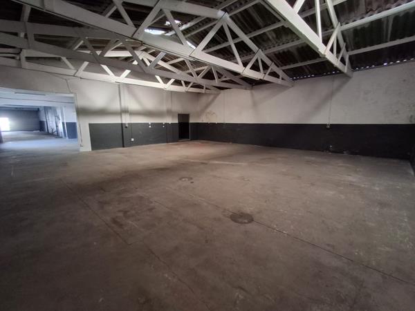 300 m² Commercial space