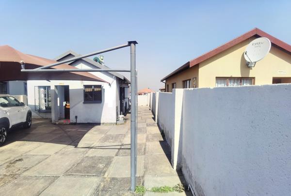 2 Bedroom House