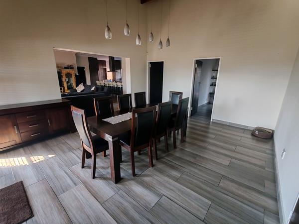 Photo of 6 Bedroom House in Villieria