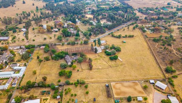 4 800 m² Farm with House