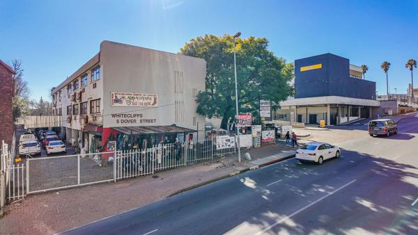 804 m² Office Space