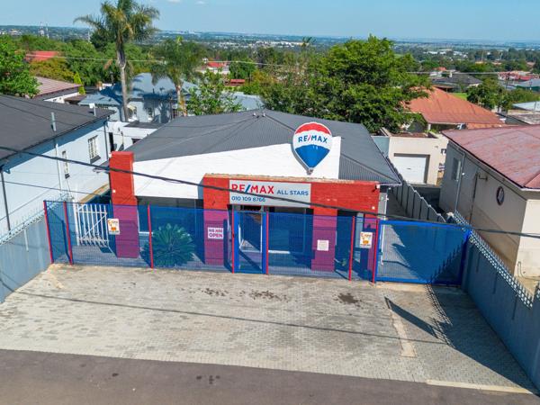 218 m² Commercial space