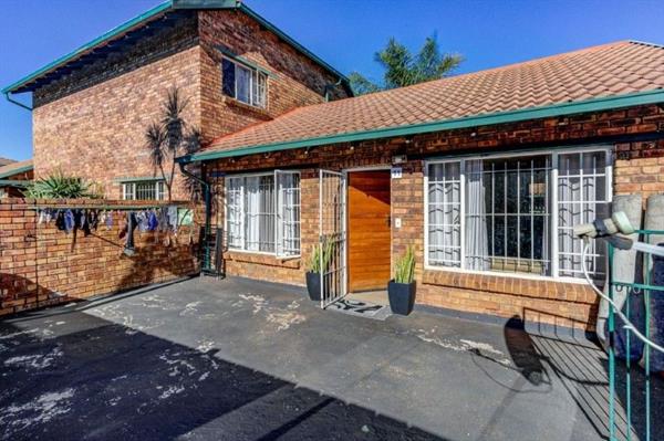 3 Bedroom Simplex