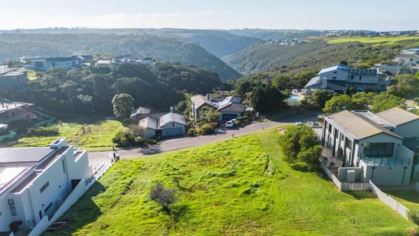 862 m² Land