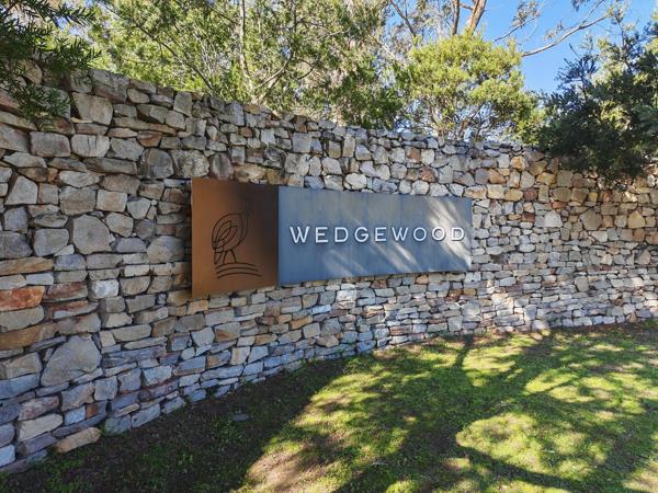 630 m² Land