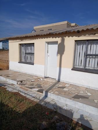 2 Bedroom House