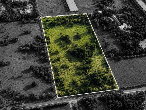 2.4 ha Land