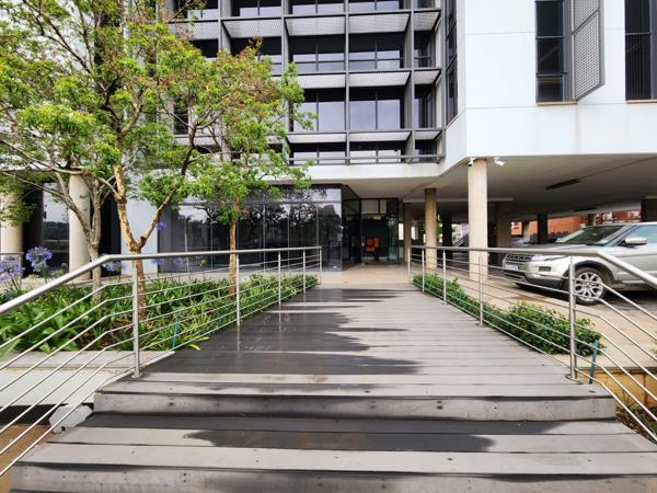 782 m² Commercial space
