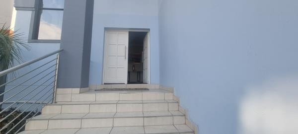 4 Bedroom Townhouse