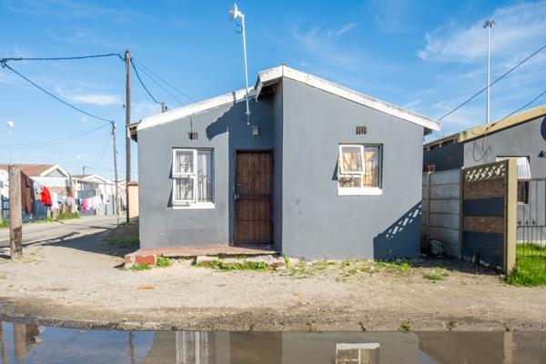 2 Bedroom House