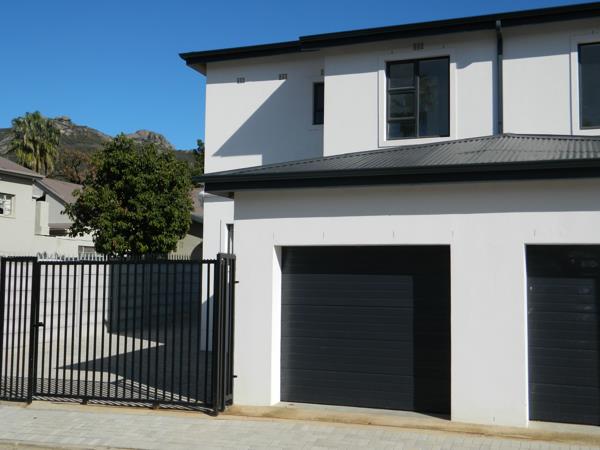 3 Bedroom Cluster