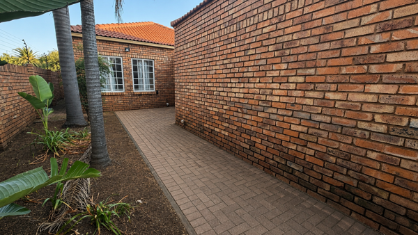 3 Bedroom Townhouse