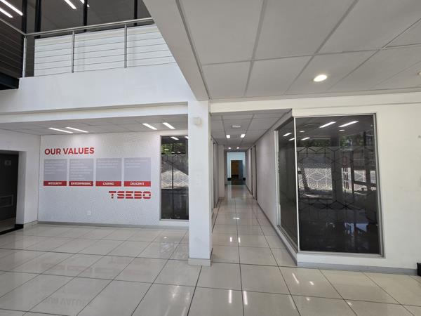 1 083 m² Industrial space